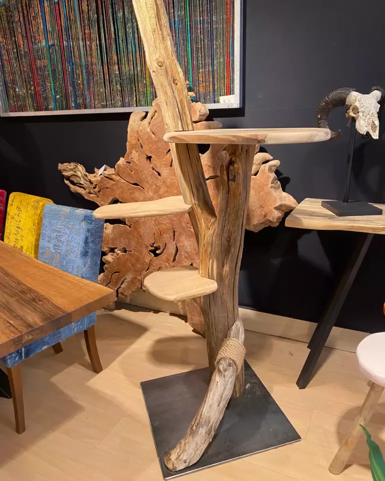 arbre à chat design artisanal avec socle acier – Mazawood
