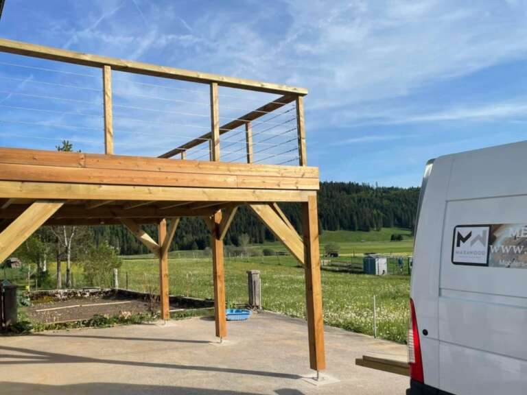 Garde-corps et habillage bois pour terrasse ou balcon