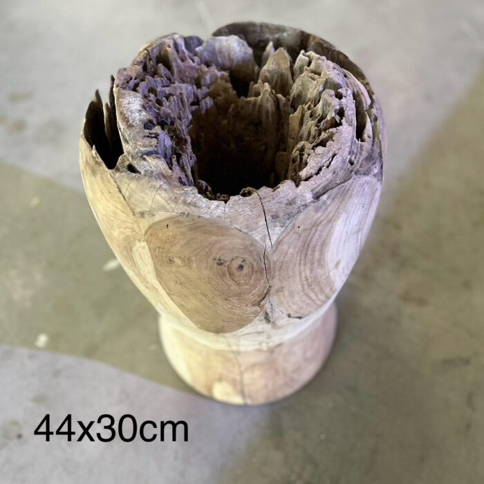 Tabouret en suar massif, pièce naturelle et décorative