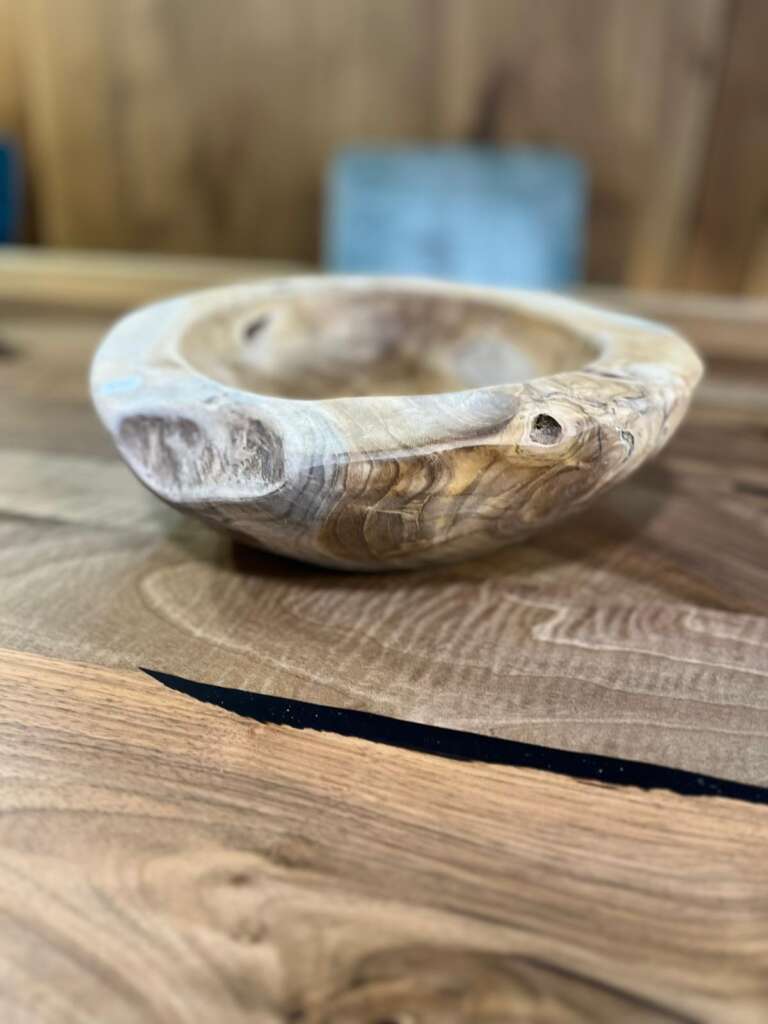Accessoire de décoration artisanale en suar – Mazawood