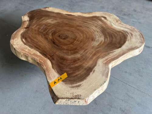 Table basse en suar A11 pièce artisanale veinage expressif Mazawood