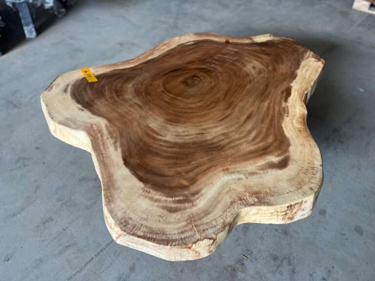 Table A11 suar massif design arrondi naturel Mazawood