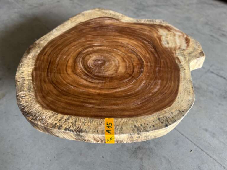 Table basse A15 suar massif texture brute Mazawood