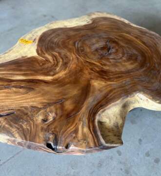 Table basse suar A28 plateau naturel nervuré Mazawood