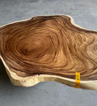 Table basse A7 en suar massif avec cernes spectaculaires — Mazawood