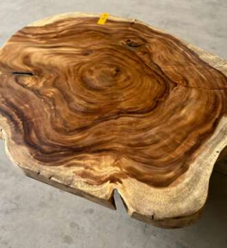 Table basse suar A10 forme naturelle veinage spectaculaire Mazawood