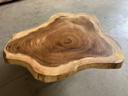 Table basse suar A17 veinage naturel arrondi Mazawood