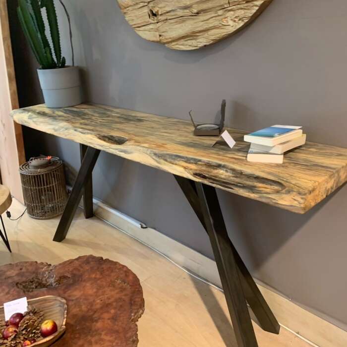 Console en bois massif sur mesure – création artisanale