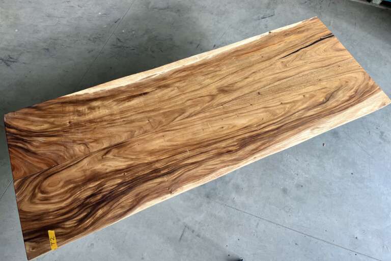 Plateau en suar massif T2 assemblage 2 planches 300x112 cm