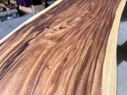 Plateau en bois exotique suar pour salle à manger design