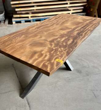 Plateau en suar massif T13 pour table design 198 cm