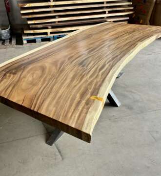 Plateau en suar massif T15 – table design sur mesure 250 cm