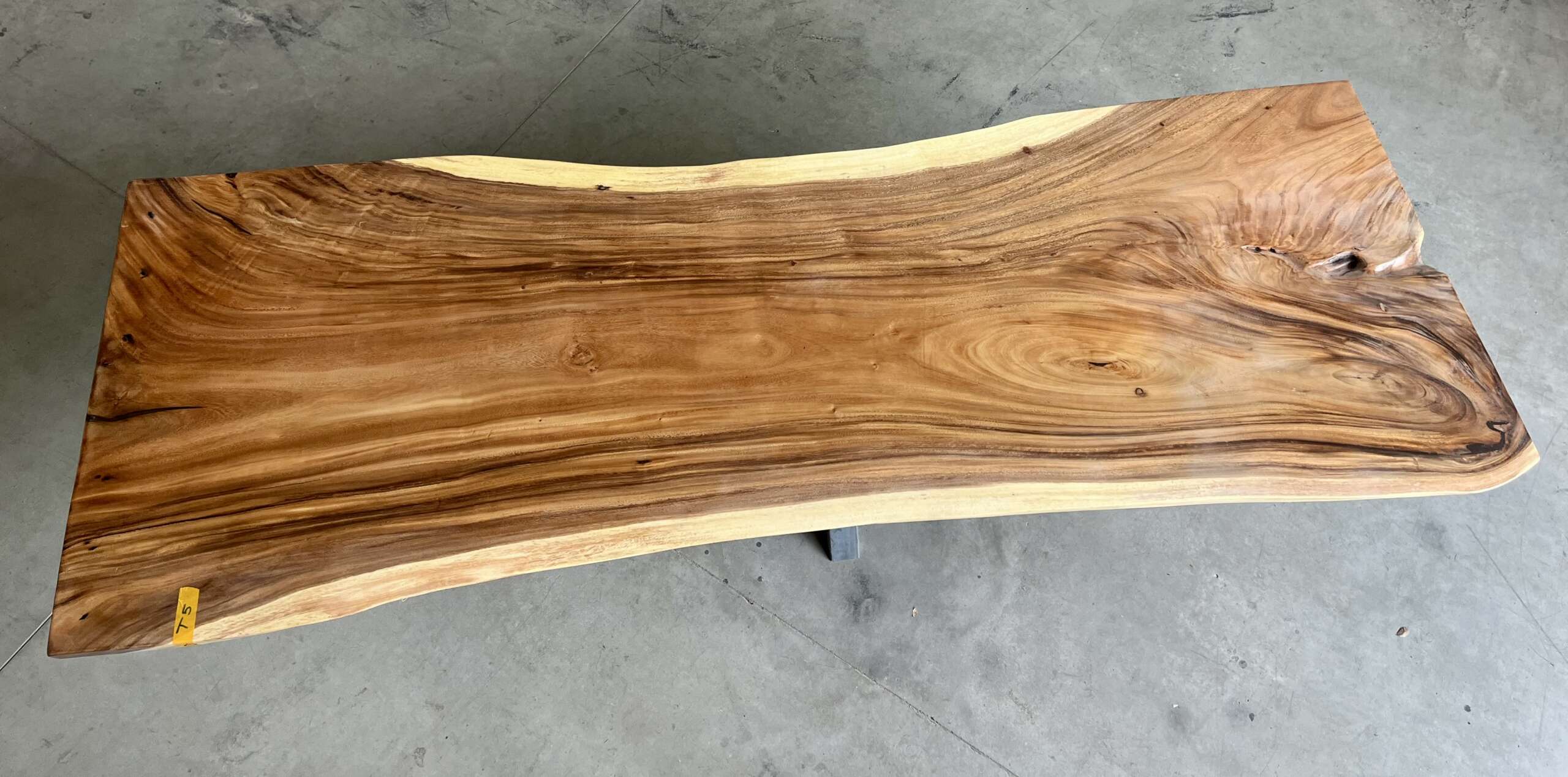 Plateau en suar massif modèle T5 pour table sur mesure