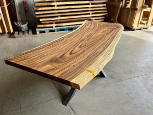 Plateau en suar massif T7 pour table design 250 cm
