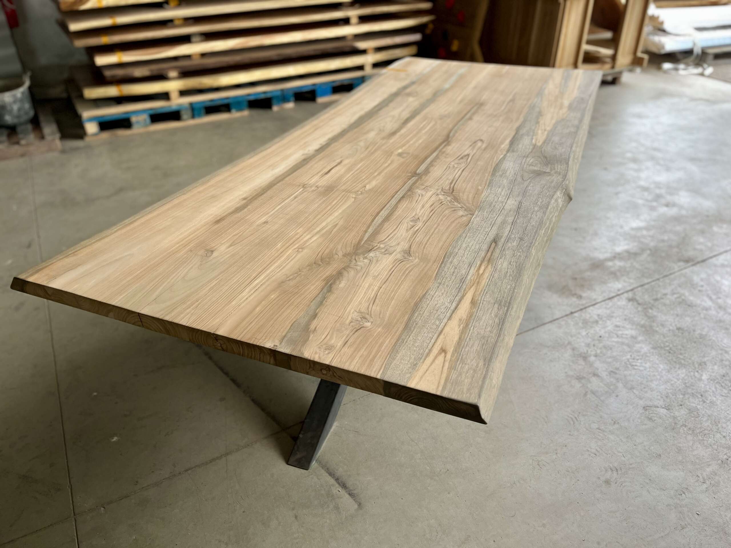 Plateau en teck massif T10 250 cm pour table sur mesure