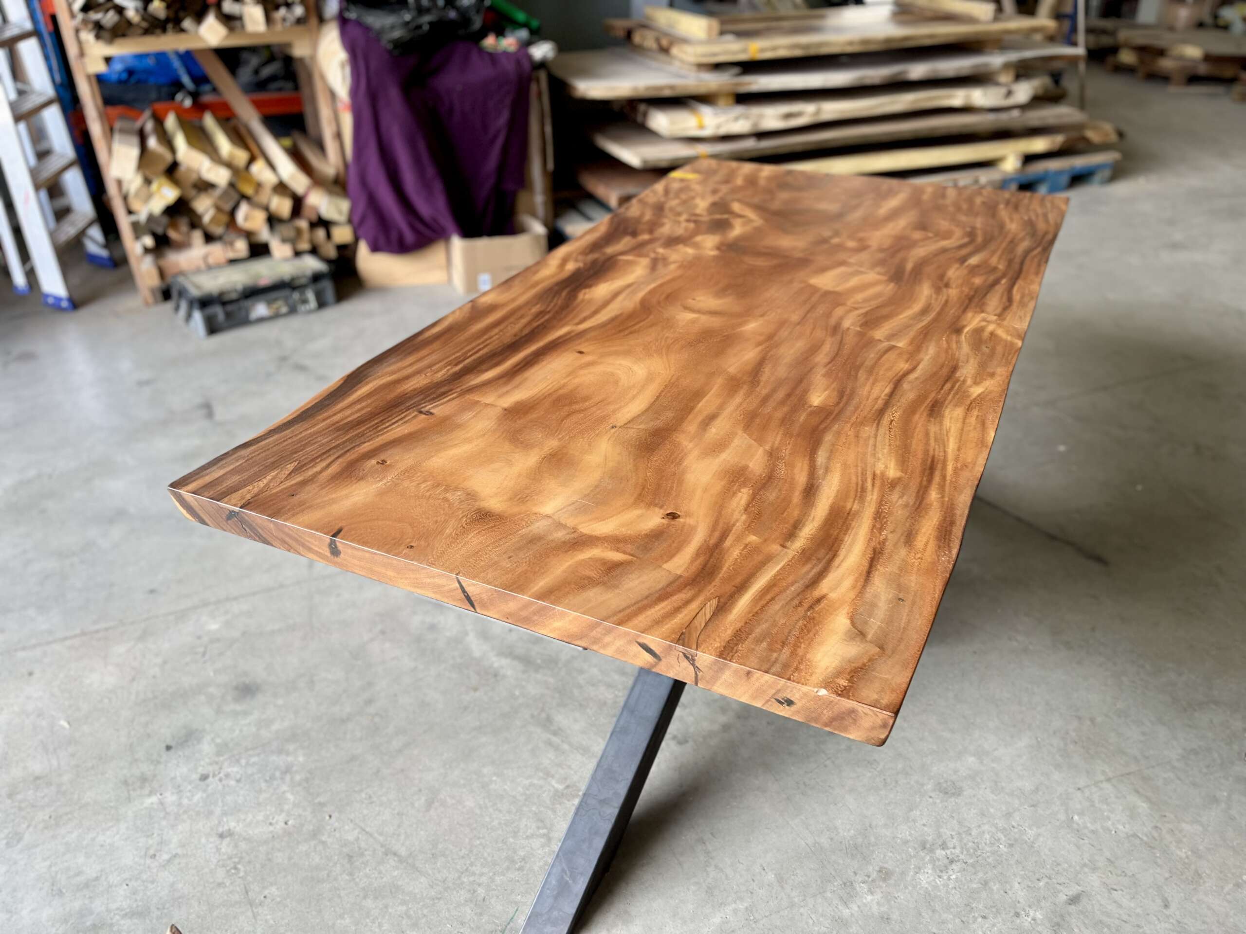 Plateau bois exotique suar finition mate satinée modèle T13