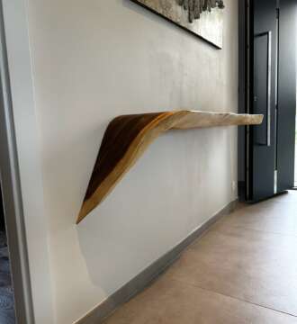 Console contemporaine en bois massif sur mesure