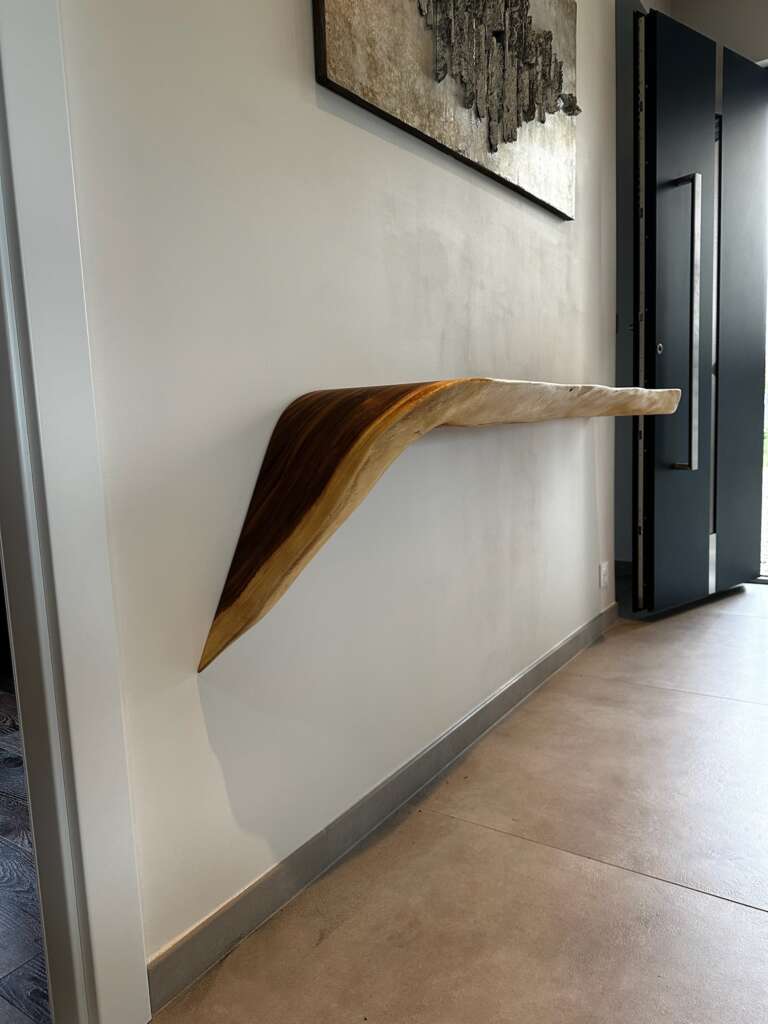 Console contemporaine en bois massif sur mesure