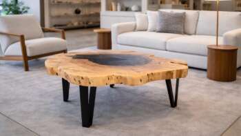 Table basse en palissandre des Indes avec résine époxy effet verre dépoli A34