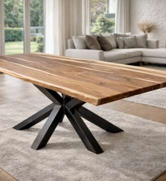 Table à manger en teck massif T19