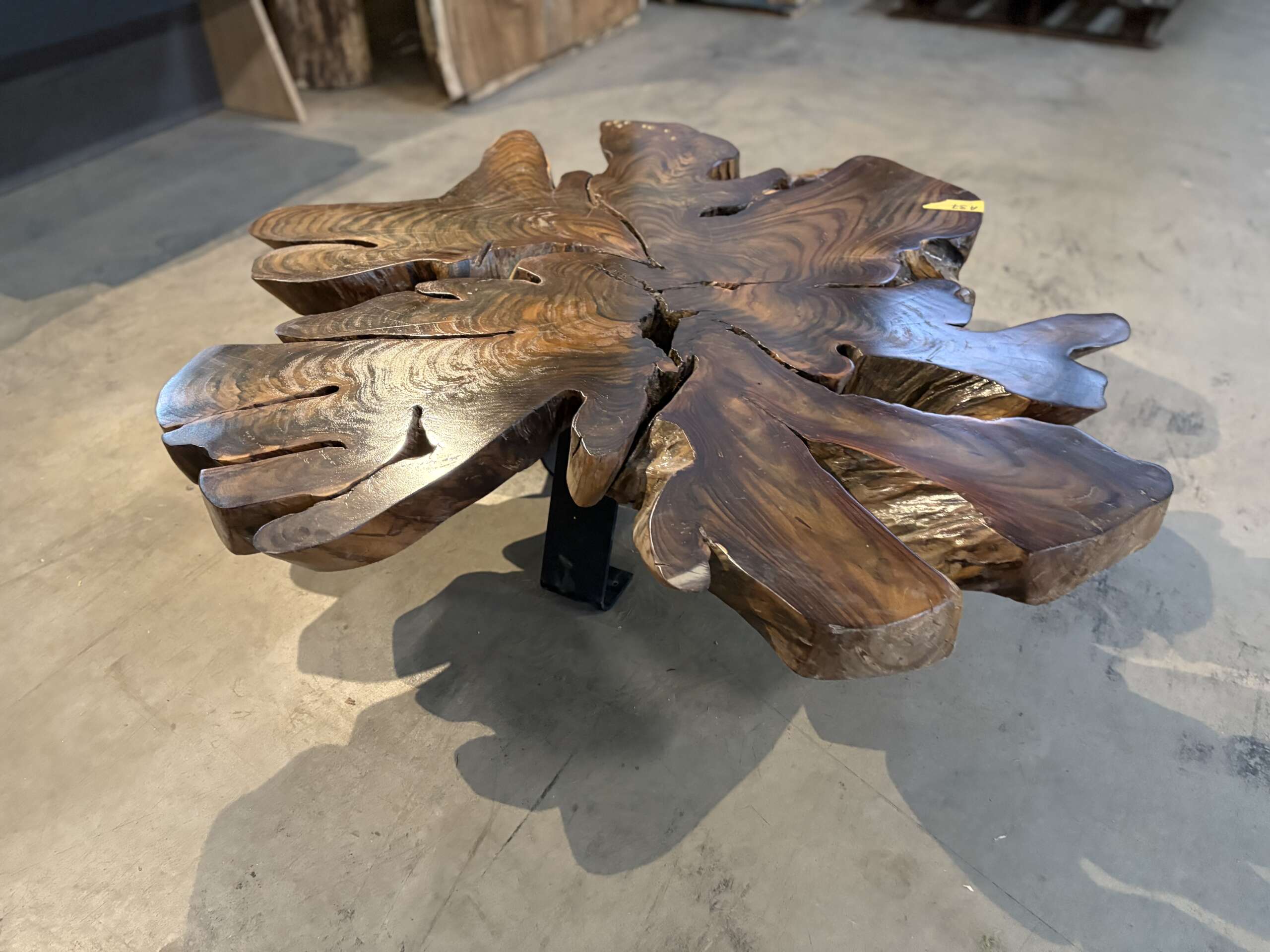 Table basse en bois de violette A38 – Image 3