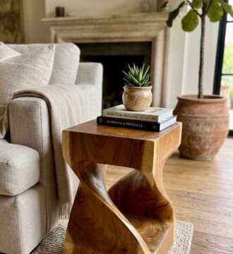 bout de canapé en suar massif — table d’appoint design