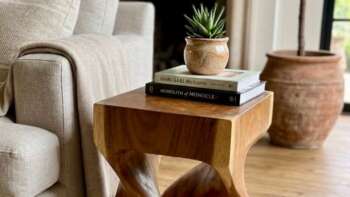 bout de canapé en suar massif — table d’appoint design