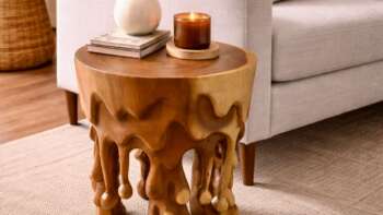 bout de canapé en suar massif — table d’appoint sculptée