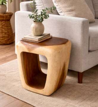 bout de canapé en suar massif — table d’appoint