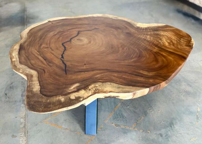 table basse en suar massif 135 cm