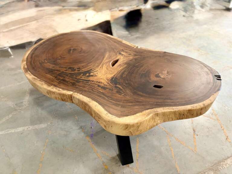 table basse en suar massif