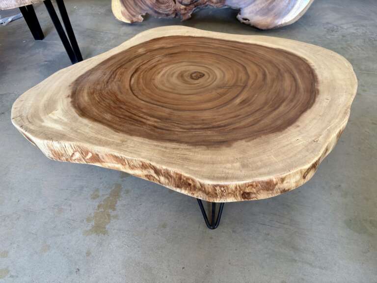 table basse en suar massif