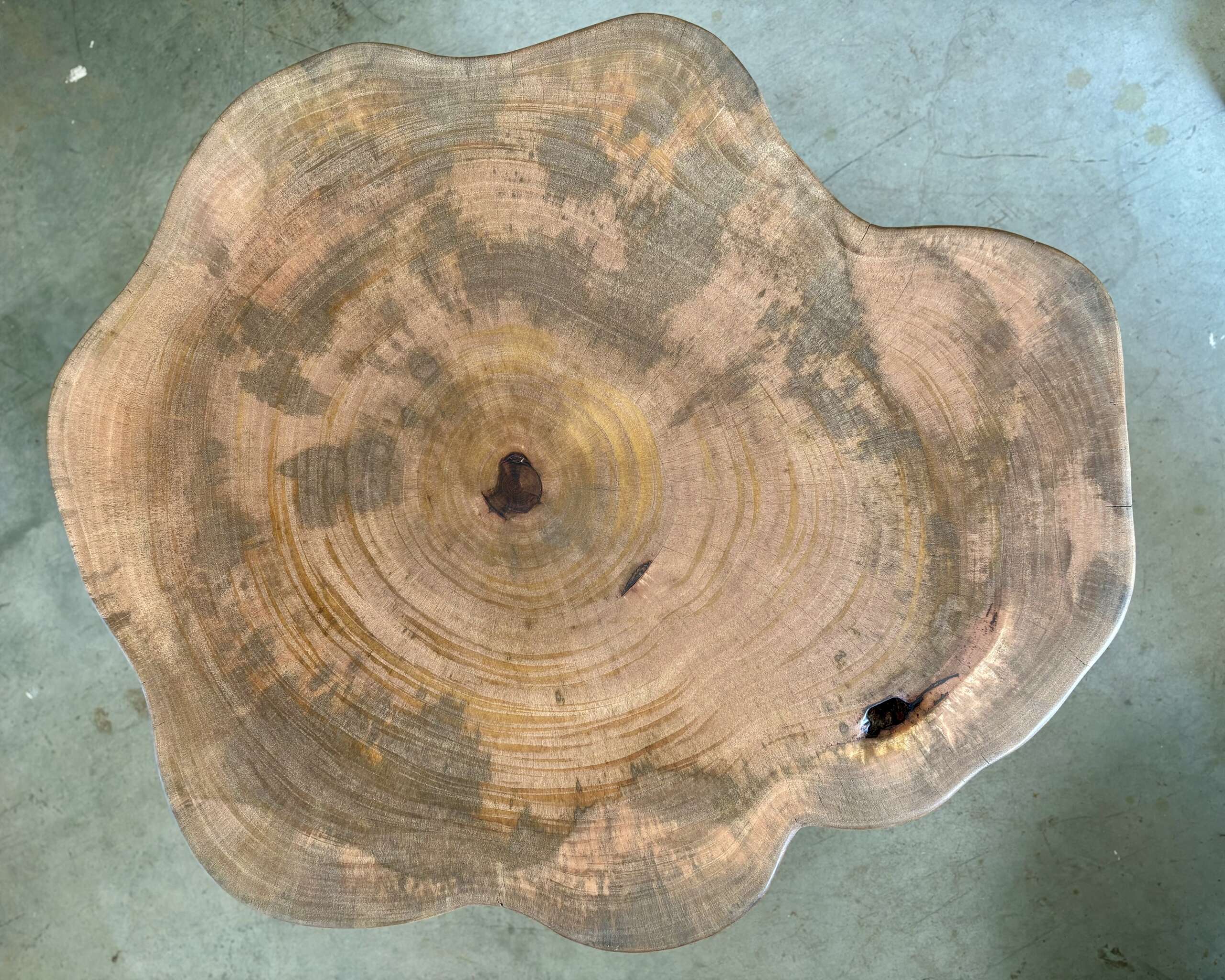 table basse en manguier massif